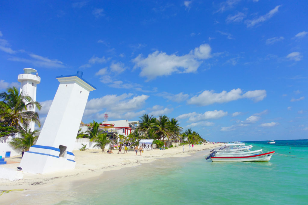 hotels-beach-yachts-boats